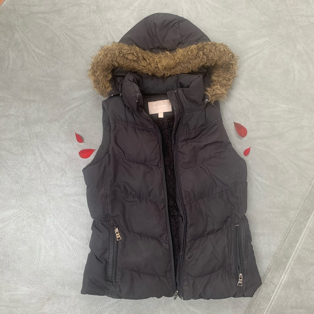 Banana Republic Black Fur-Line Puffer Vest